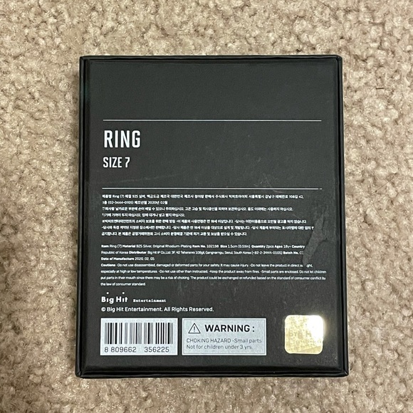 BTS Official ARMY Rings With Photocards - Picture 3 of 8